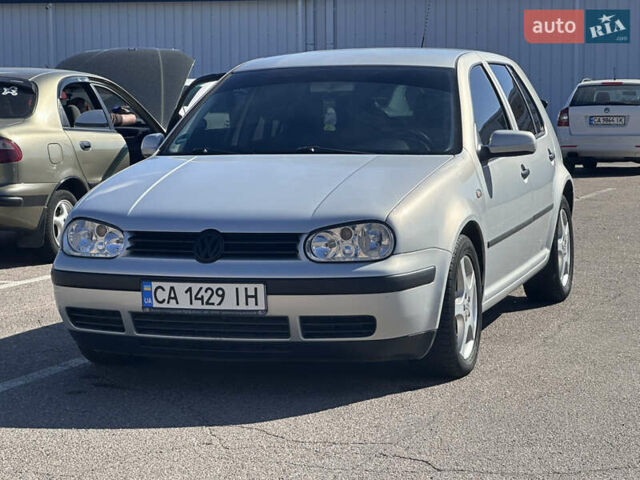 Сірий Фольксваген Гольф, об'ємом двигуна 1.39 л та пробігом 270 тис. км за 3650 $, фото 16 на Automoto.ua