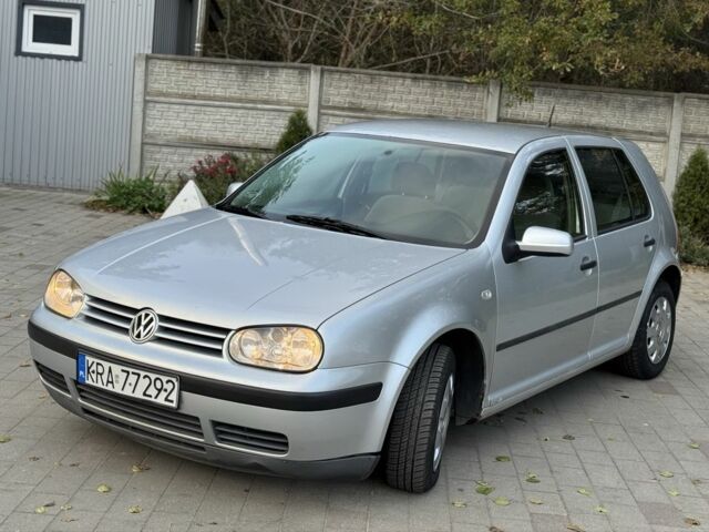 Серый Фольксваген Гольф, объемом двигателя 1.9 л и пробегом 286 тыс. км за 1850 $, фото 2 на Automoto.ua