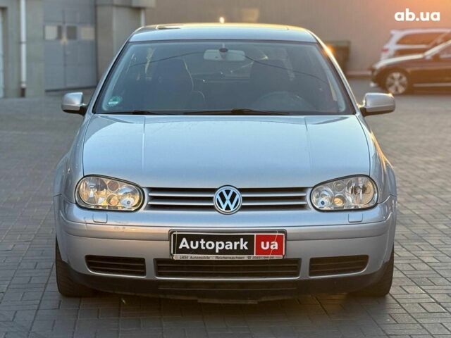 Серый Фольксваген Гольф, объемом двигателя 2 л и пробегом 271 тыс. км за 5290 $, фото 1 на Automoto.ua