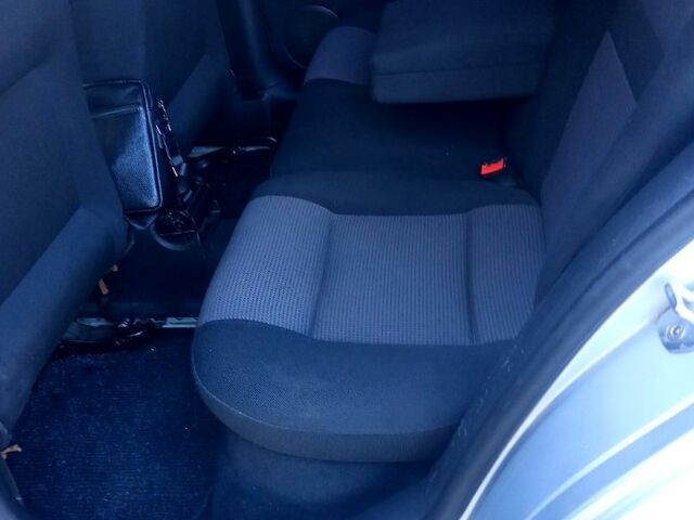 Серый Фольксваген Гольф, объемом двигателя 1.6 л и пробегом 230 тыс. км за 4499 $, фото 8 на Automoto.ua