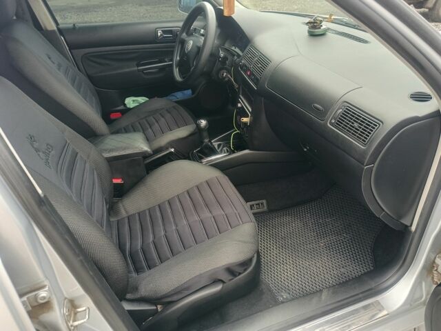 Серый Фольксваген Гольф, объемом двигателя 1.9 л и пробегом 405 тыс. км за 2386 $, фото 11 на Automoto.ua