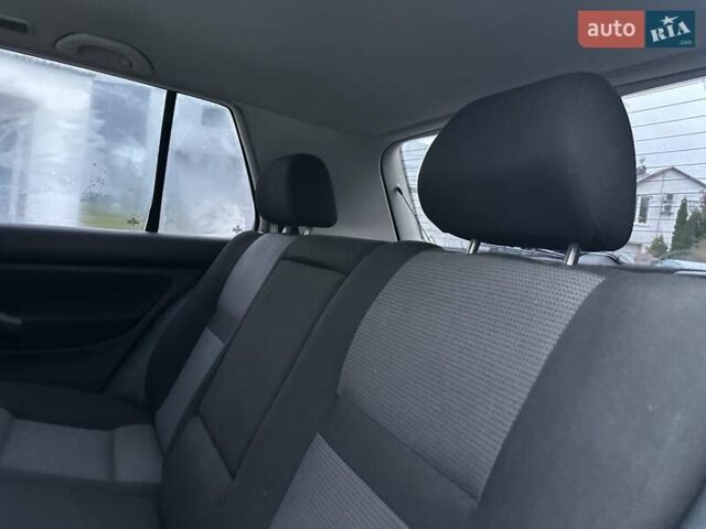 Серый Фольксваген Гольф, объемом двигателя 1.39 л и пробегом 189 тыс. км за 2999 $, фото 26 на Automoto.ua