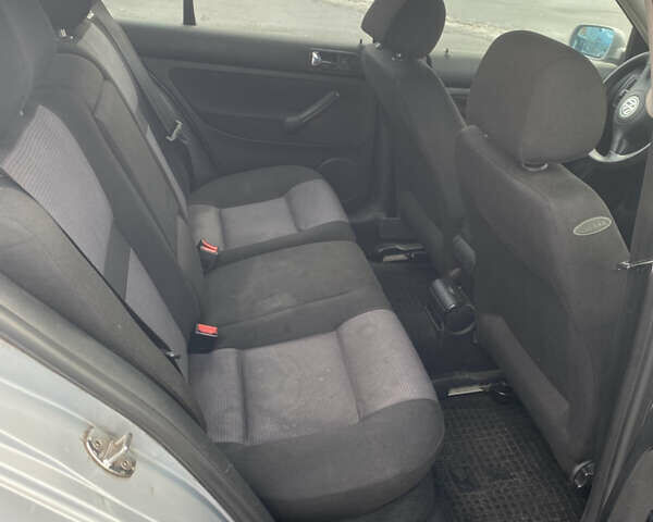 Сірий Фольксваген Гольф, об'ємом двигуна 1.9 л та пробігом 328 тис. км за 3500 $, фото 8 на Automoto.ua