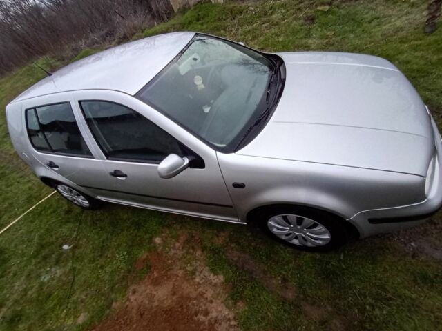 Сірий Фольксваген Гольф, об'ємом двигуна 1.4 л та пробігом 777 тис. км за 3500 $, фото 4 на Automoto.ua