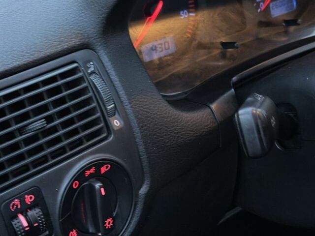 Серый Фольксваген Гольф, объемом двигателя 1.9 л и пробегом 260 тыс. км за 4200 $, фото 15 на Automoto.ua