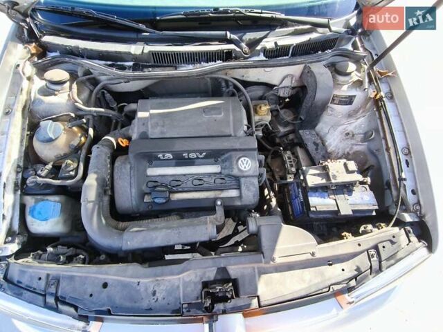 Сірий Фольксваген Гольф, об'ємом двигуна 1.6 л та пробігом 265 тис. км за 4000 $, фото 9 на Automoto.ua