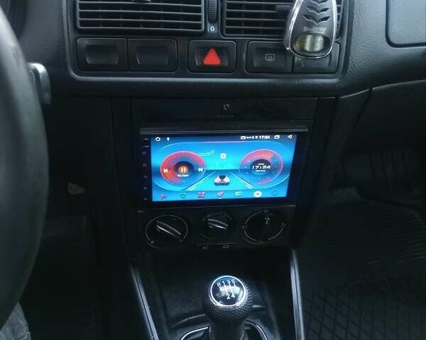 Серый Фольксваген Гольф, объемом двигателя 1.39 л и пробегом 253 тыс. км за 3700 $, фото 24 на Automoto.ua