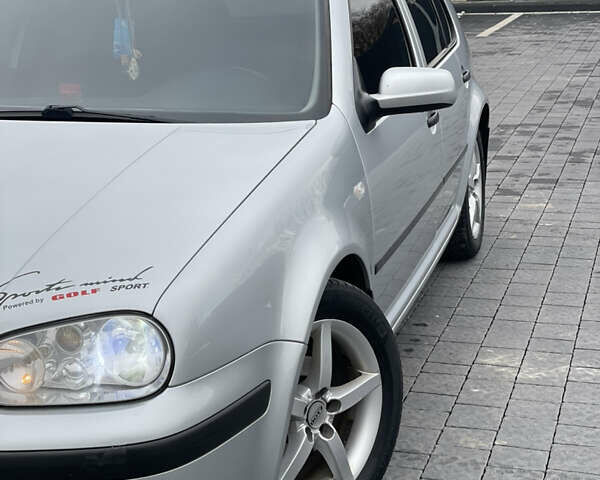 Сірий Фольксваген Гольф, об'ємом двигуна 1.6 л та пробігом 278 тис. км за 4100 $, фото 1 на Automoto.ua