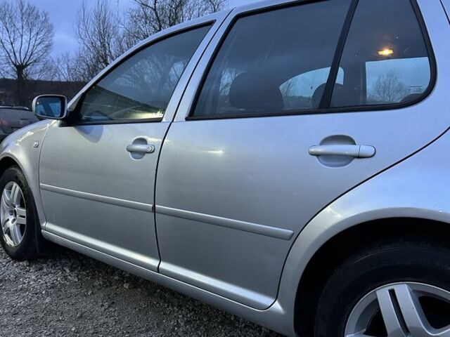 Серый Фольксваген Гольф, объемом двигателя 1.9 л и пробегом 260 тыс. км за 4200 $, фото 21 на Automoto.ua