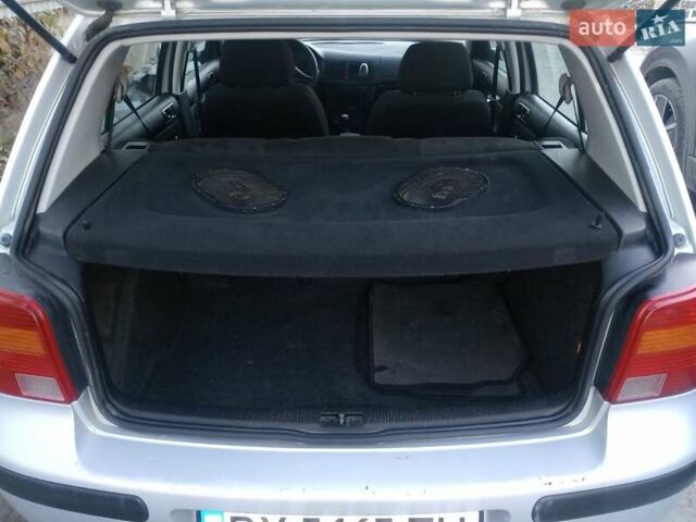 Серый Фольксваген Гольф, объемом двигателя 1.39 л и пробегом 253 тыс. км за 3700 $, фото 15 на Automoto.ua