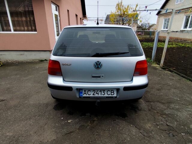 Серый Фольксваген Гольф, объемом двигателя 1.4 л и пробегом 266 тыс. км за 3500 $, фото 3 на Automoto.ua