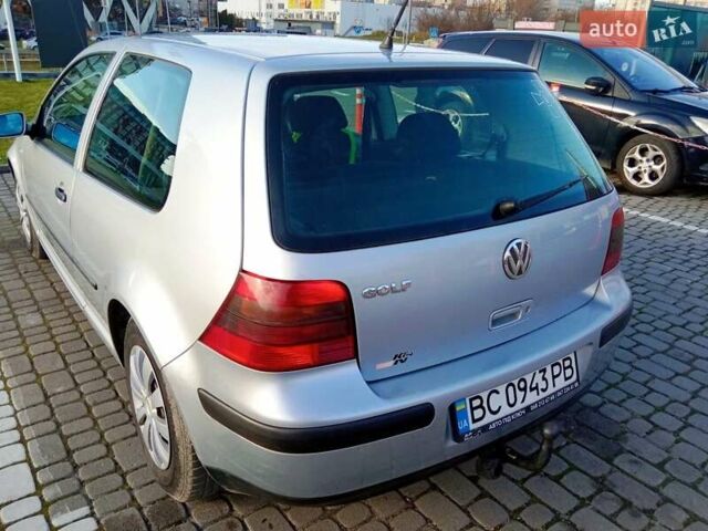 Серый Фольксваген Гольф, объемом двигателя 1.4 л и пробегом 234 тыс. км за 3850 $, фото 3 на Automoto.ua
