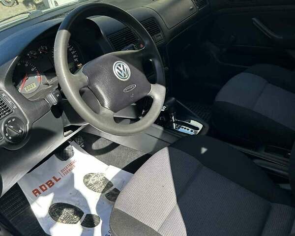 Сірий Фольксваген Гольф, об'ємом двигуна 1.6 л та пробігом 224 тис. км за 4300 $, фото 4 на Automoto.ua