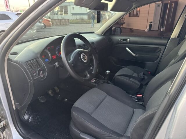 Сірий Фольксваген Гольф, об'ємом двигуна 1.9 л та пробігом 317 тис. км за 4200 $, фото 19 на Automoto.ua