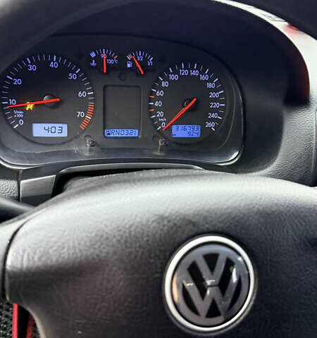 Серый Фольксваген Гольф, объемом двигателя 1.6 л и пробегом 318 тыс. км за 4900 $, фото 11 на Automoto.ua