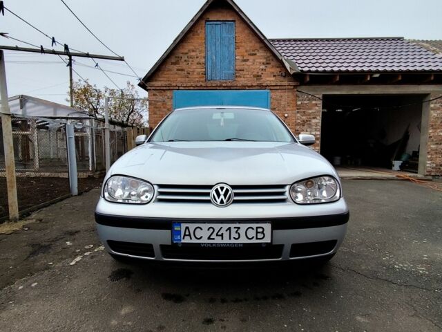 Серый Фольксваген Гольф, объемом двигателя 1.4 л и пробегом 266 тыс. км за 3500 $, фото 1 на Automoto.ua