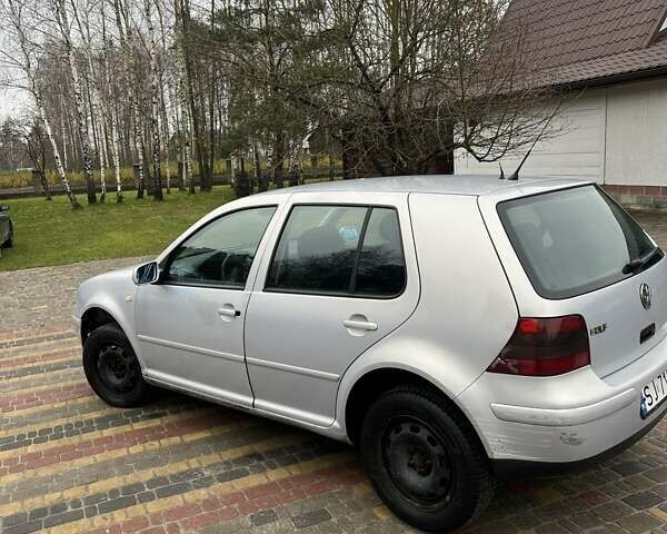 Сірий Фольксваген Гольф, об'ємом двигуна 0 л та пробігом 300 тис. км за 1900 $, фото 3 на Automoto.ua