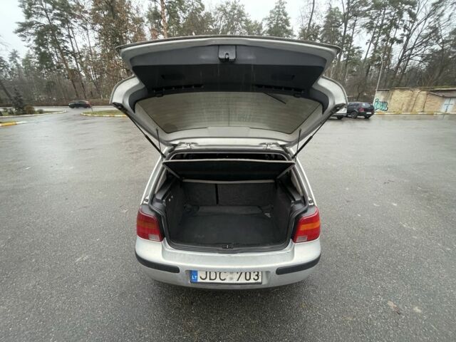 Серый Фольксваген Гольф, объемом двигателя 1.9 л и пробегом 300 тыс. км за 1700 $, фото 7 на Automoto.ua