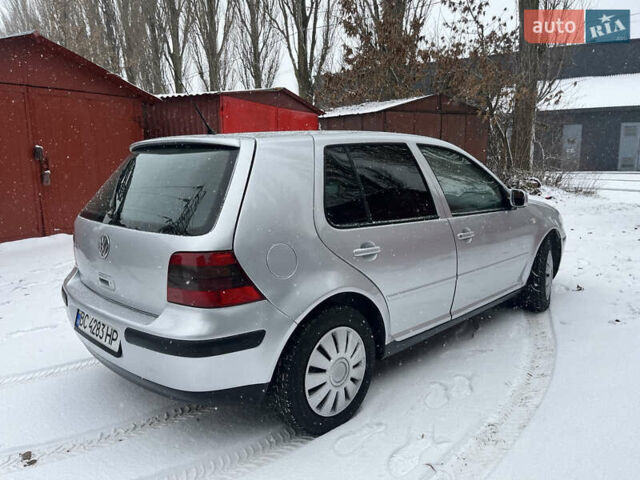 Серый Фольксваген Гольф, объемом двигателя 1.39 л и пробегом 245 тыс. км за 2750 $, фото 11 на Automoto.ua