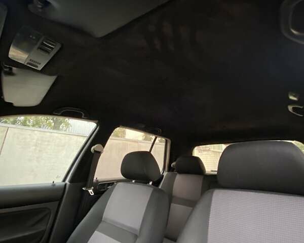 Сірий Фольксваген Гольф, об'ємом двигуна 1.6 л та пробігом 369 тис. км за 3999 $, фото 1 на Automoto.ua