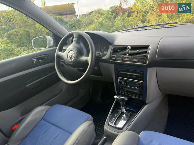 Серый Фольксваген Гольф, объемом двигателя 1.6 л и пробегом 251 тыс. км за 3900 $, фото 3 на Automoto.ua