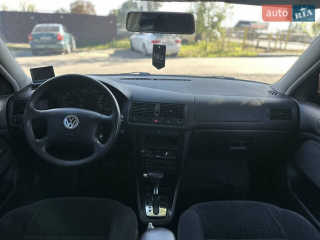 Сірий Фольксваген Гольф, об'ємом двигуна 1.98 л та пробігом 156 тис. км за 5000 $, фото 52 на Automoto.ua