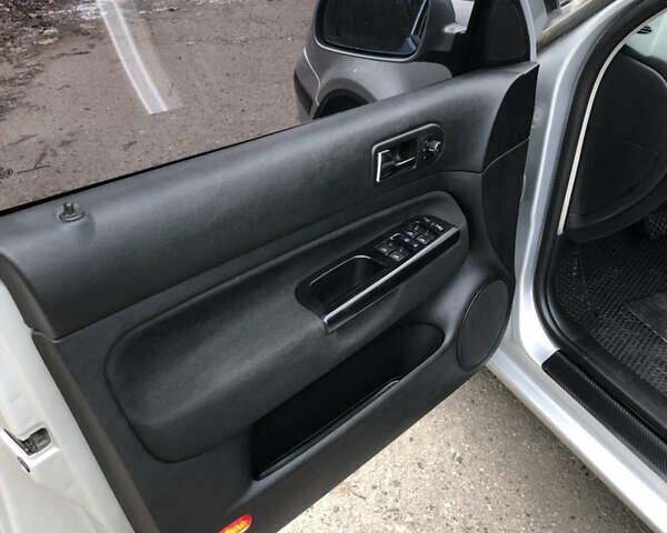 Сірий Фольксваген Гольф, об'ємом двигуна 1.6 л та пробігом 338 тис. км за 4300 $, фото 9 на Automoto.ua