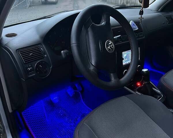 Серый Фольксваген Гольф, объемом двигателя 1.9 л и пробегом 414 тыс. км за 4200 $, фото 49 на Automoto.ua