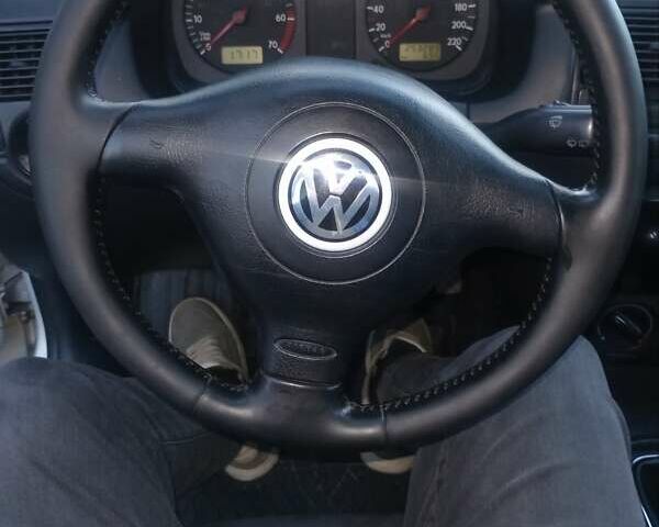 Серый Фольксваген Гольф, объемом двигателя 1.39 л и пробегом 253 тыс. км за 3700 $, фото 20 на Automoto.ua