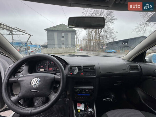 Серый Фольксваген Гольф, объемом двигателя 1.39 л и пробегом 260 тыс. км за 3300 $, фото 6 на Automoto.ua