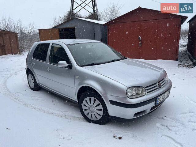 Серый Фольксваген Гольф, объемом двигателя 1.39 л и пробегом 245 тыс. км за 2750 $, фото 3 на Automoto.ua