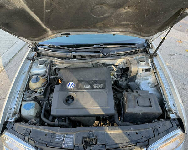 Сірий Фольксваген Гольф, об'ємом двигуна 1.6 л та пробігом 145 тис. км за 4000 $, фото 24 на Automoto.ua