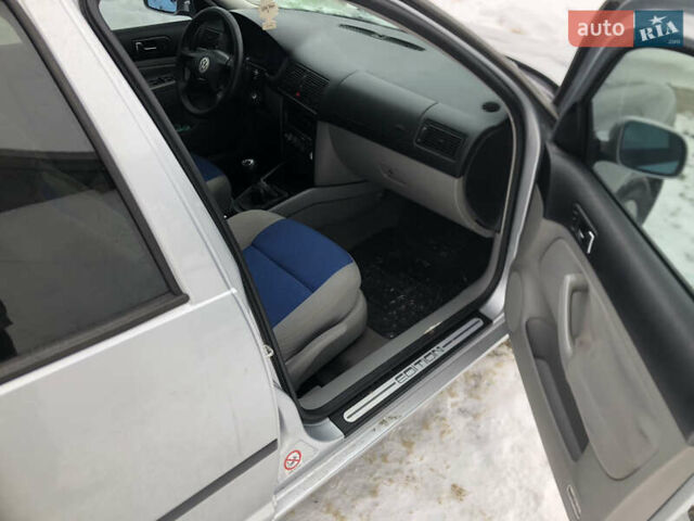 Сірий Фольксваген Гольф, об'ємом двигуна 1.6 л та пробігом 256 тис. км за 3400 $, фото 10 на Automoto.ua