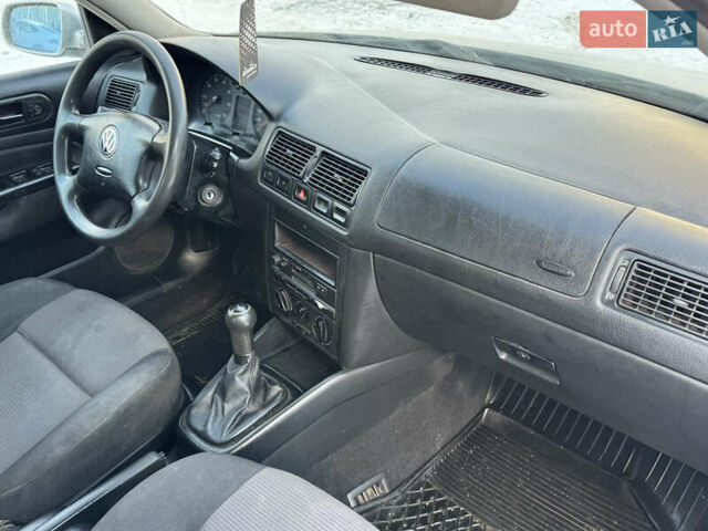 Сірий Фольксваген Гольф, об'ємом двигуна 1.39 л та пробігом 250 тис. км за 3350 $, фото 7 на Automoto.ua