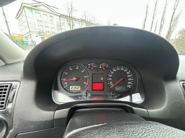 Сірий Фольксваген Гольф, об'ємом двигуна 1.6 л та пробігом 313 тис. км за 4500 $, фото 7 на Automoto.ua