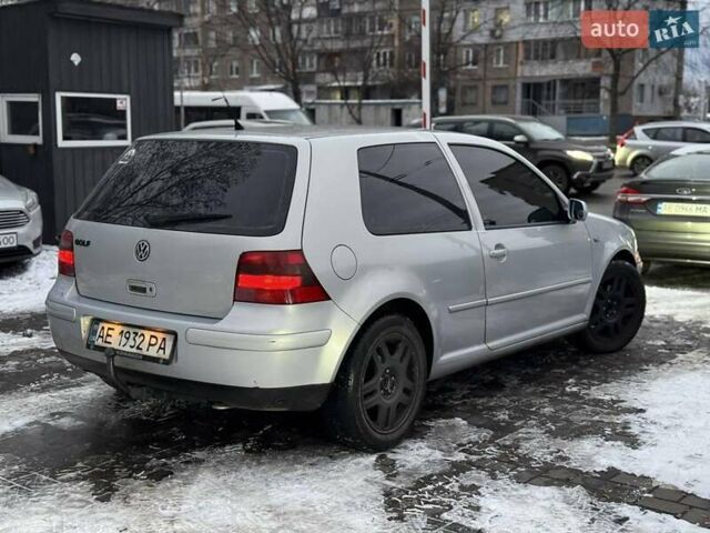 Серый Фольксваген Гольф, объемом двигателя 2 л и пробегом 297 тыс. км за 3700 $, фото 3 на Automoto.ua
