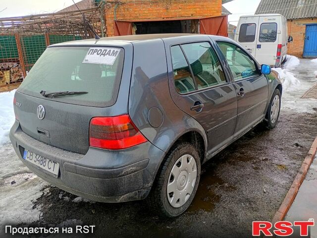 Сірий Фольксваген Гольф, об'ємом двигуна 1.4 л та пробігом 300 тис. км за 3900 $, фото 2 на Automoto.ua