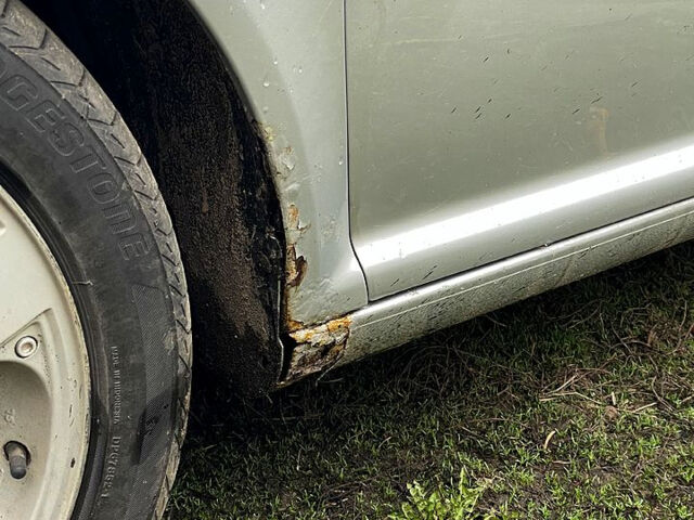 Серый Фольксваген Гольф, объемом двигателя 1.4 л и пробегом 273 тыс. км за 3500 $, фото 2 на Automoto.ua