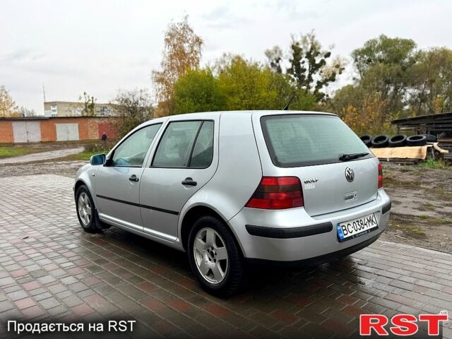 Сірий Фольксваген Гольф, об'ємом двигуна 1.4 л та пробігом 235 тис. км за 3900 $, фото 1 на Automoto.ua