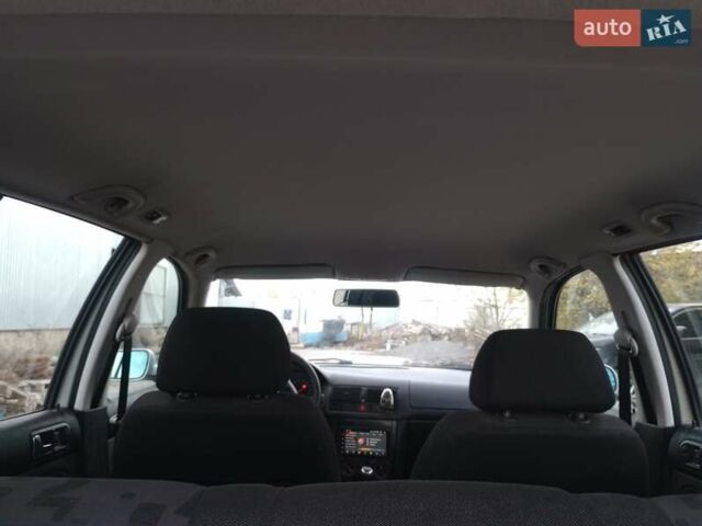 Серый Фольксваген Гольф, объемом двигателя 1.39 л и пробегом 253 тыс. км за 3700 $, фото 33 на Automoto.ua