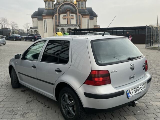 Серый Фольксваген Гольф, объемом двигателя 1.6 л и пробегом 273 тыс. км за 3850 $, фото 7 на Automoto.ua