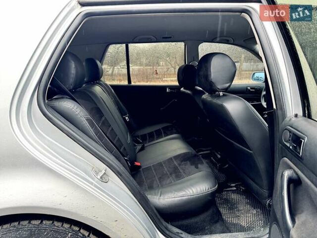 Серый Фольксваген Гольф, объемом двигателя 1.9 л и пробегом 446 тыс. км за 3250 $, фото 14 на Automoto.ua