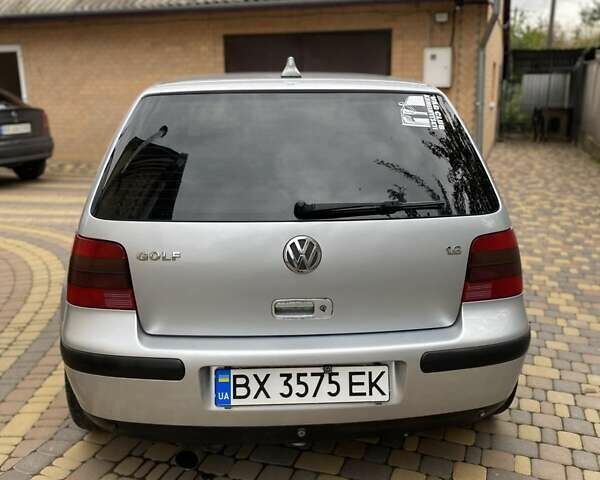 Сірий Фольксваген Гольф, об'ємом двигуна 1.6 л та пробігом 369 тис. км за 3999 $, фото 2 на Automoto.ua