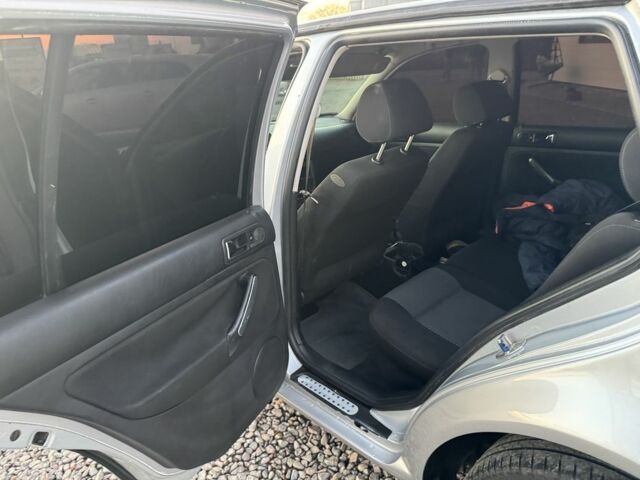 Сірий Фольксваген Гольф, об'ємом двигуна 1.9 л та пробігом 317 тис. км за 4200 $, фото 22 на Automoto.ua