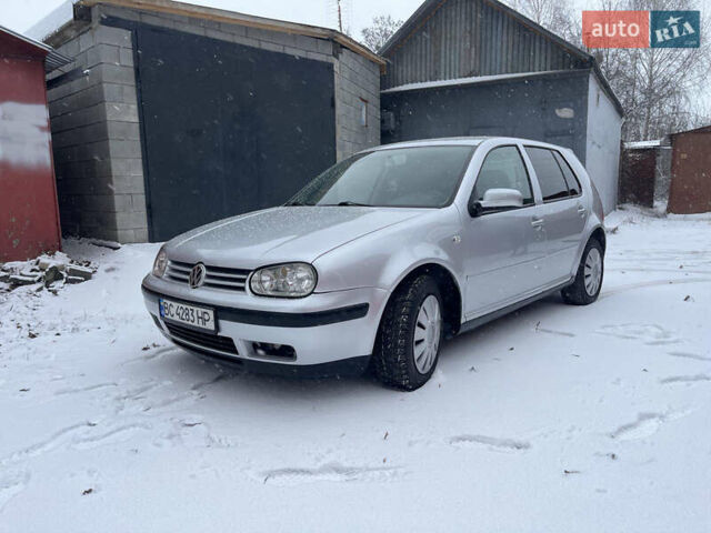 Серый Фольксваген Гольф, объемом двигателя 1.39 л и пробегом 245 тыс. км за 2750 $, фото 2 на Automoto.ua