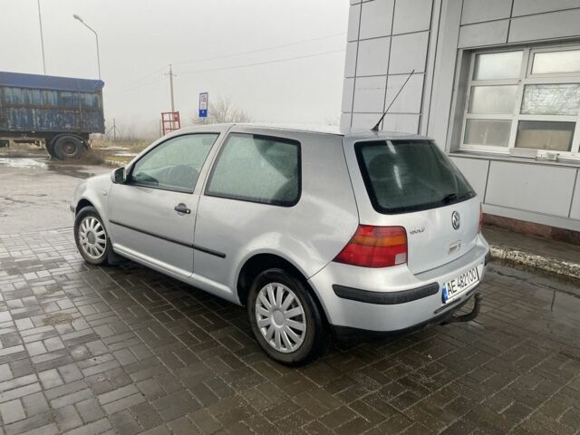 Серый Фольксваген Гольф, объемом двигателя 1.4 л и пробегом 299 тыс. км за 2750 $, фото 3 на Automoto.ua