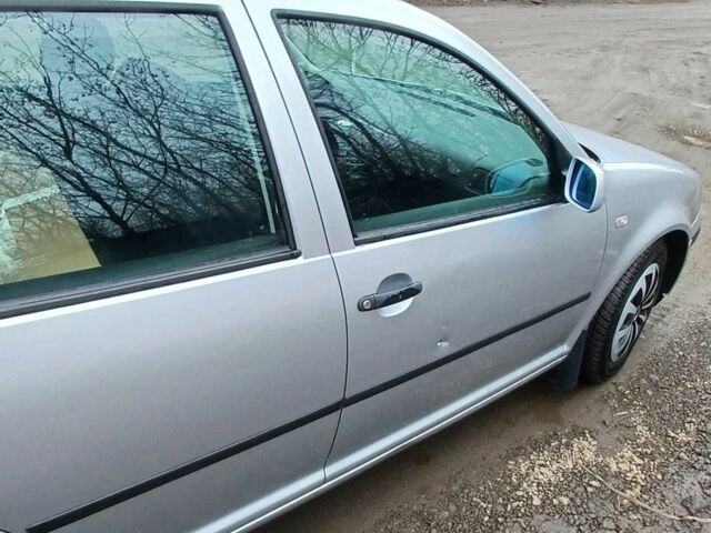 Сірий Фольксваген Гольф, об'ємом двигуна 1.6 л та пробігом 290 тис. км за 4000 $, фото 4 на Automoto.ua