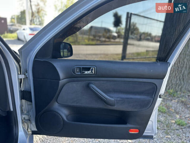 Сірий Фольксваген Гольф, об'ємом двигуна 1.98 л та пробігом 156 тис. км за 5000 $, фото 45 на Automoto.ua