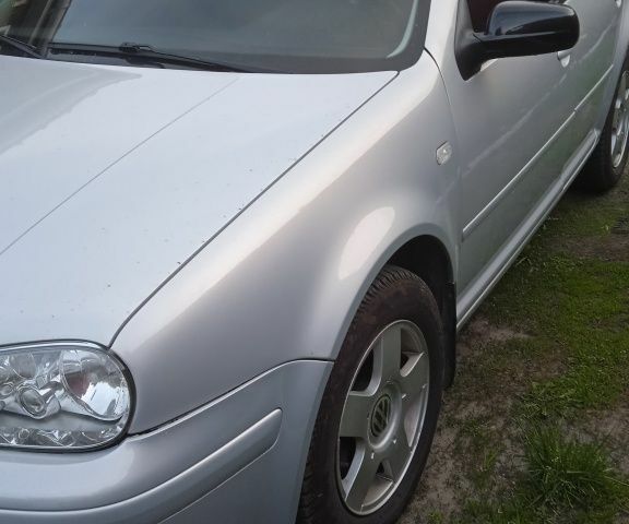 Сірий Фольксваген Гольф, об'ємом двигуна 1.6 л та пробігом 270 тис. км за 4500 $, фото 2 на Automoto.ua