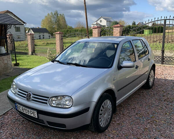Фольксваген Гольф 2000 в Дрогобыче на Automoto.ua Серый Фольксваген Гольф, объемом двигателя 1.39 л и пробегом 230 тыс. км за 4450 $, фото 1 на Automoto.ua